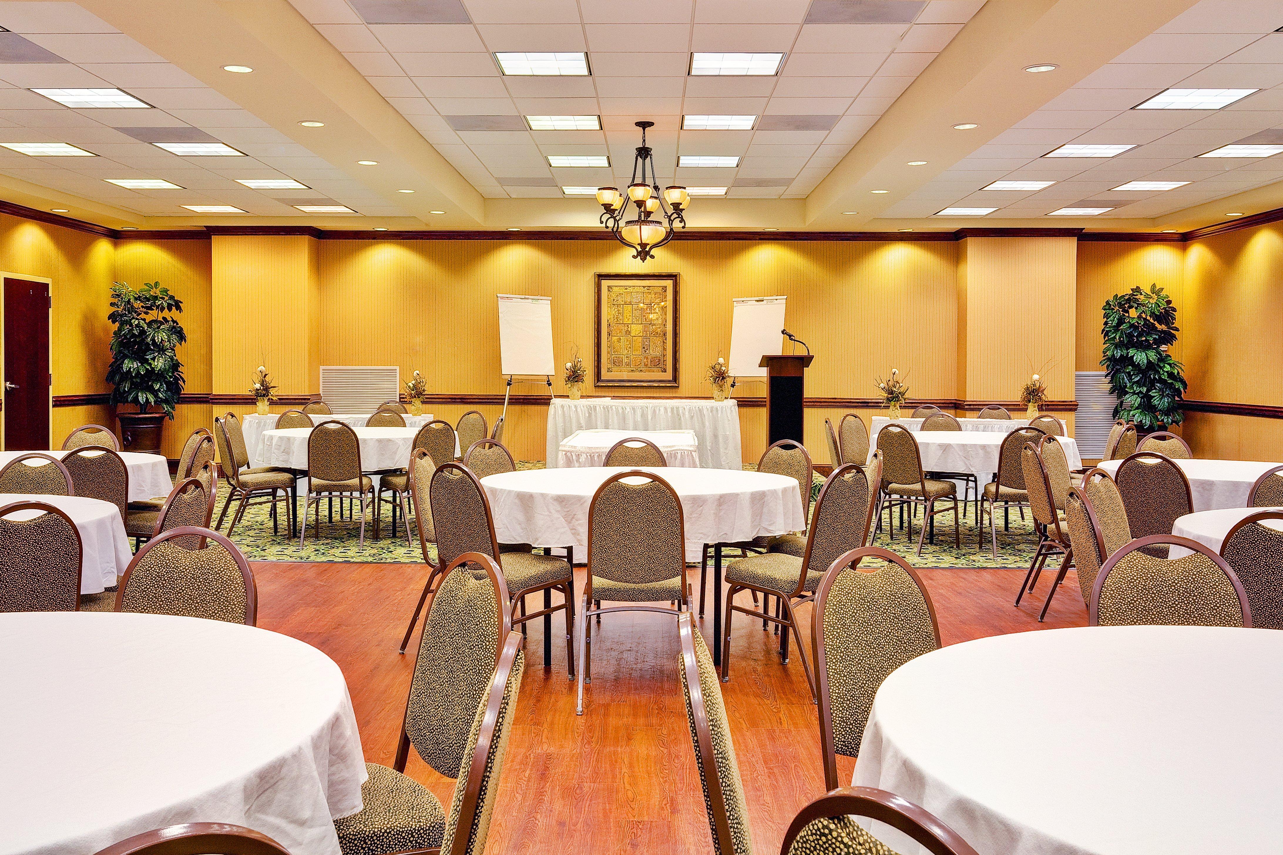 Holiday Inn Express Hotel & Suites Millington-Memphis Area By Ihg Exterior foto